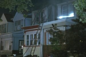Arson investigation underway after 2 injured in Fern Rock fire