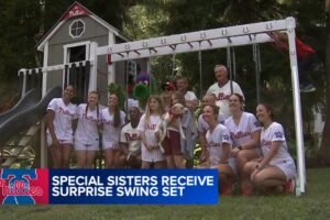 Two sisters receive an amazing surprise, courtesy of the Phillies