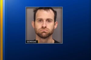 Man arrested for robbing and kidnapping woman at knifepoint
