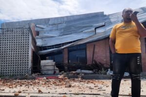 6.7-magnitude earthquake shakes part of Indonesia, causing damage and injuries