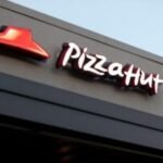 Pizza Hut, overtaken by the arrival of delivery culture, will be sold for $2.7 billion