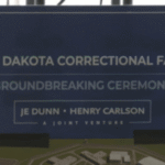 JE Dunn to acquire Henry Carlson Construction