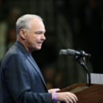 Kaine introduces legislation to address teacher shortage, equip new educators