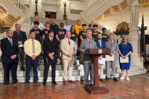 Lawmakers urge Pa. Senate to split up public, private high school school playoffs