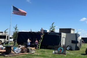 Man rescued from tipped camper at Lake Thompson