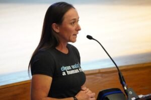 Laxative-laced brownies rattle Nantucket School Committee meeting