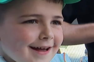 This 6-year-old Scottish boy loves Doritos and has the only Boston Fan Fest review you need to hear