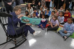 Mass. lawmakers reach agreement on bill aiming to overhaul literacy programs for K-3 students