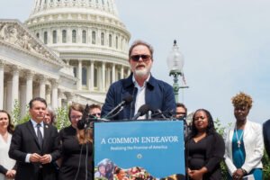 Actor who played Dwight on ‘The Office’ promotes religious freedom on Capitol Hill with Pa. lawmaker