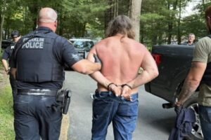 Police arrest Franklin man who allegedly led them on chase, swam across river to escape