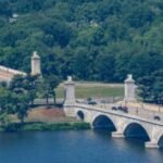 Administration plans intensive, year-round construction schedule for Trump's triumphal arch