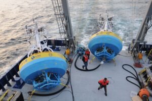 Lawmakers fight to stop the Trump administration's dismantling of a $386M ocean observatory project