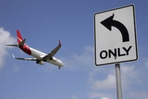 Qantas plans a 22-hour London-Sydney nonstop flight, set for October next year