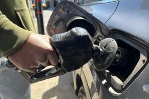 Congressional report says Virginians have paid $1.8 billion more for gas since Iran war started