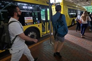 ‘Completely unacceptable’: Red Line riders describe hours-long commutes during shutdown
