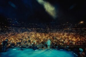 Zac Brown gave free cruises to fans at Sunday’s Fenway concert — all of them