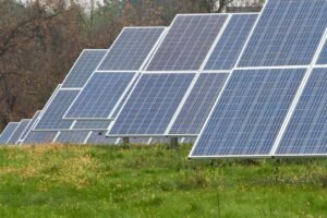 Pennsylvania lags far behind on solar. Here’s how it could catch up.